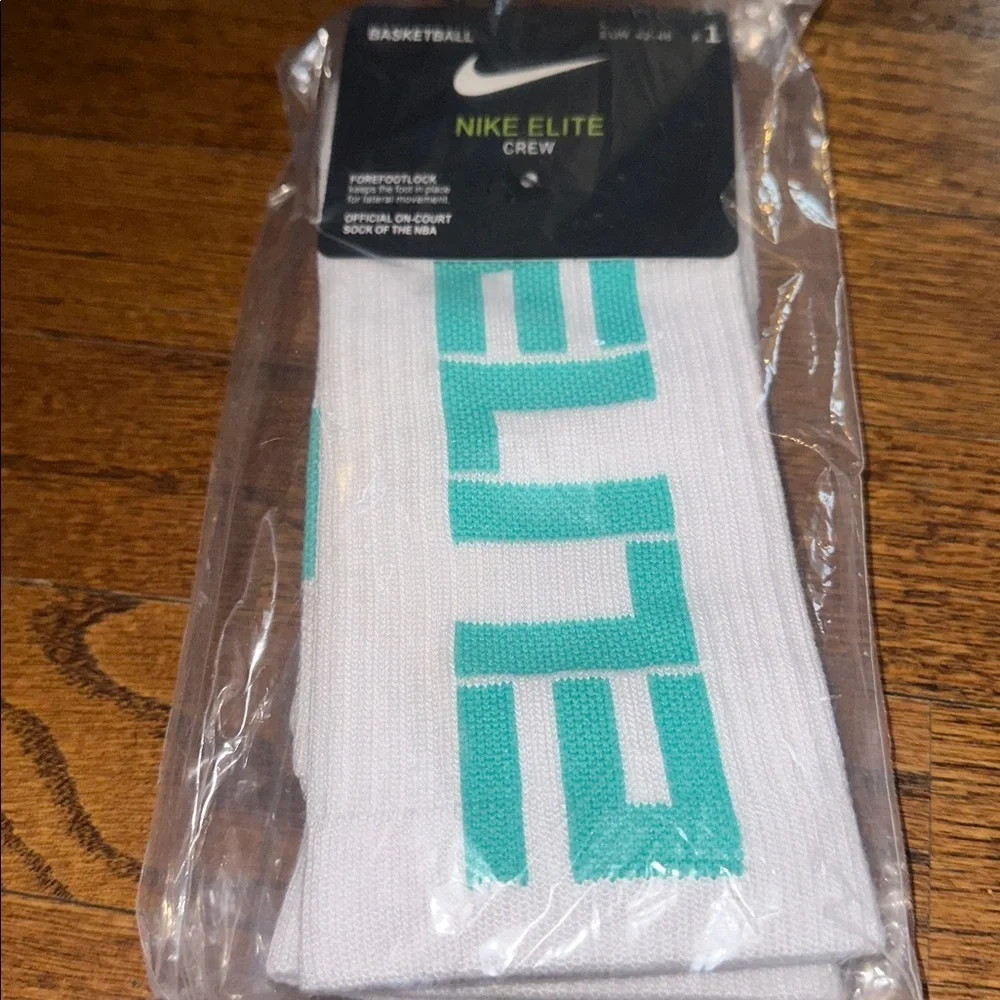 Nike Elite Crew NBA Basketball Sock White Turqoise Elite - NEW - MENS LARGE